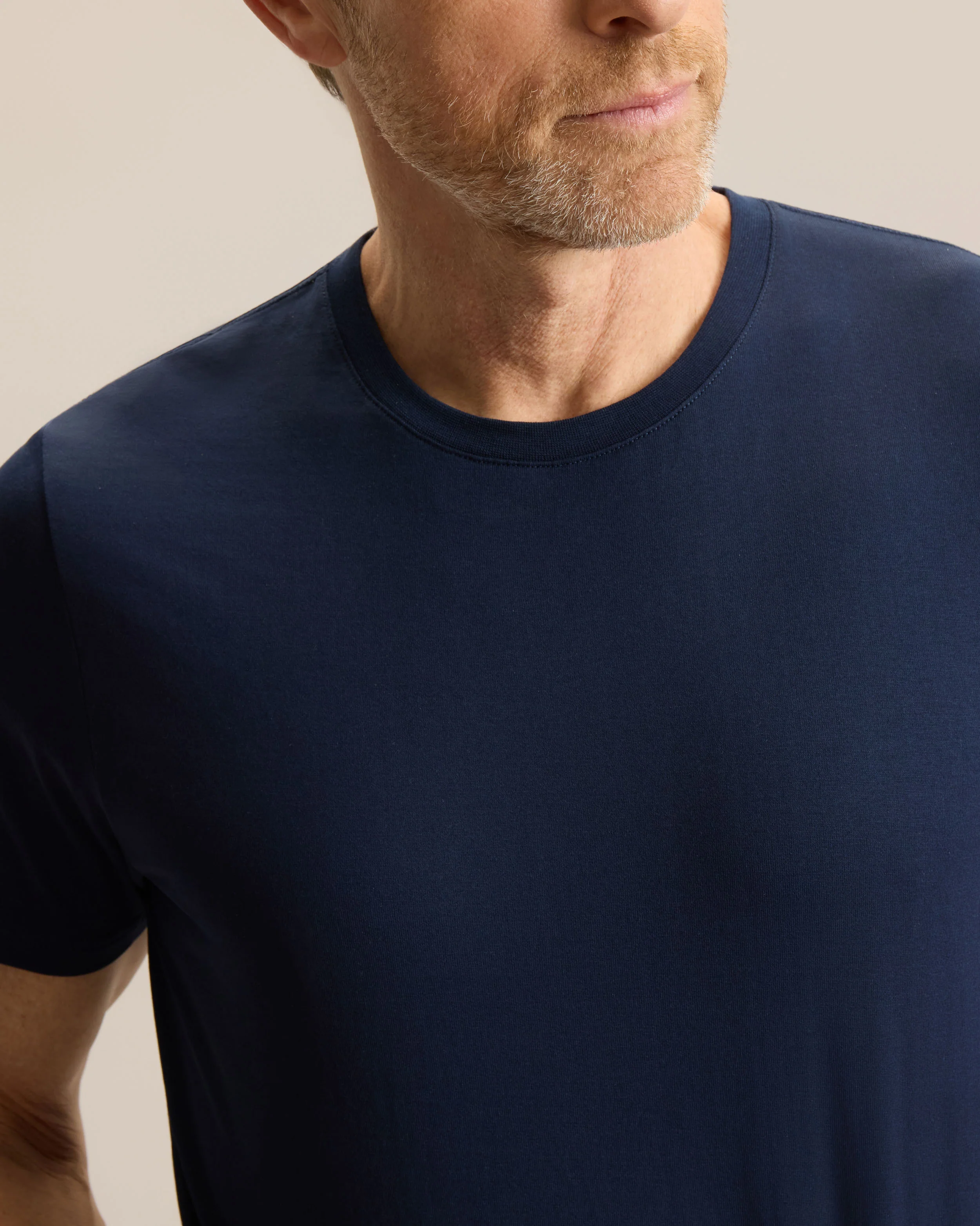 ESSENTIAL SLIM TEE - Image 4