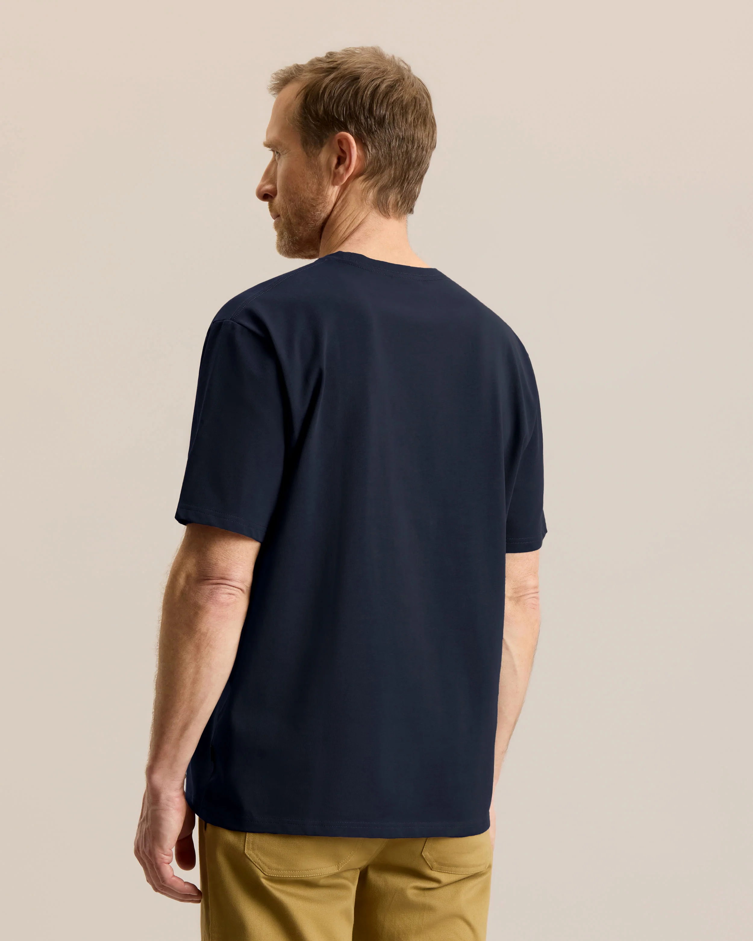 ESSENTIAL OVERSIZE TEE - Image 3
