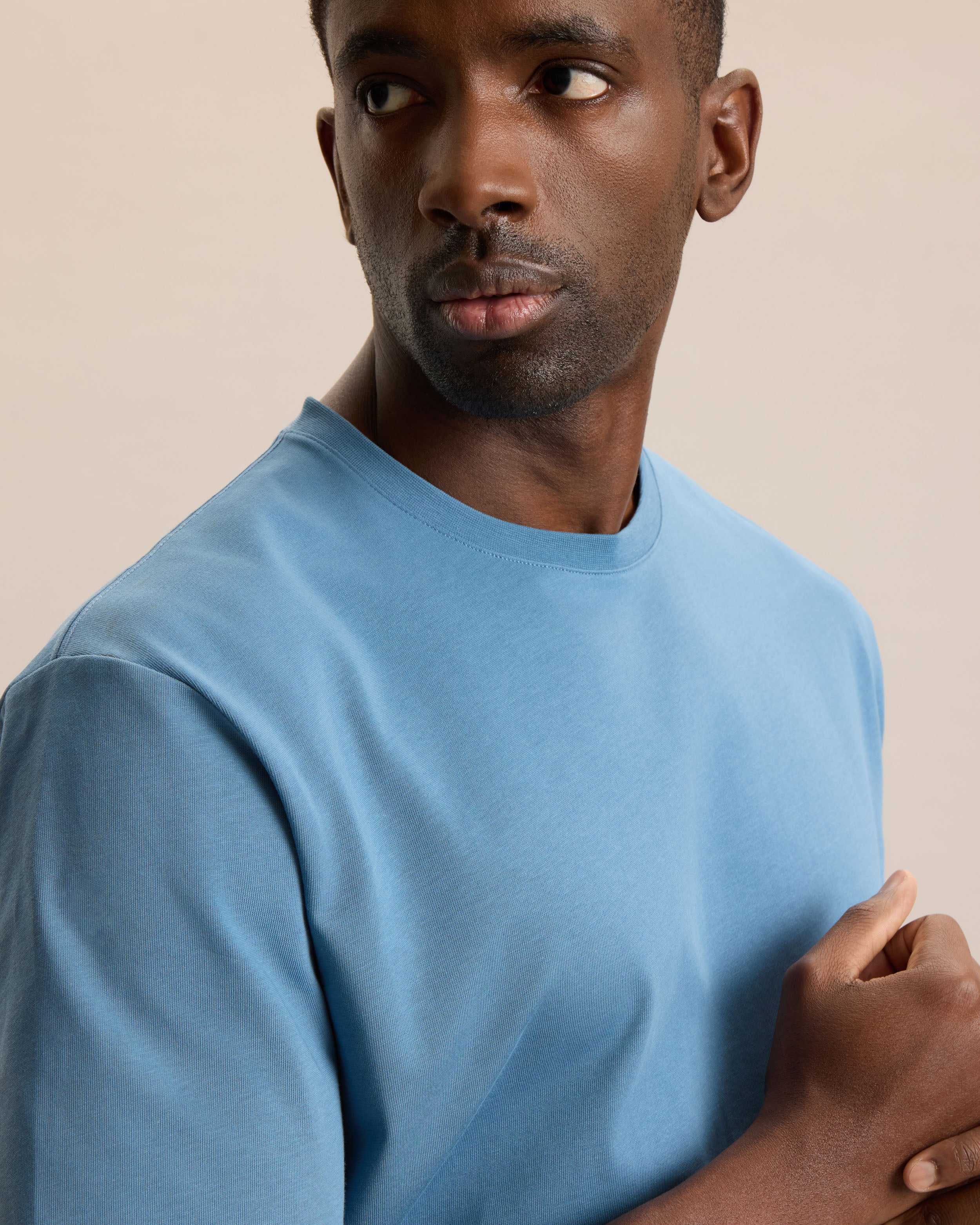 ESSENTIAL OVERSIZE TEE - Image 7