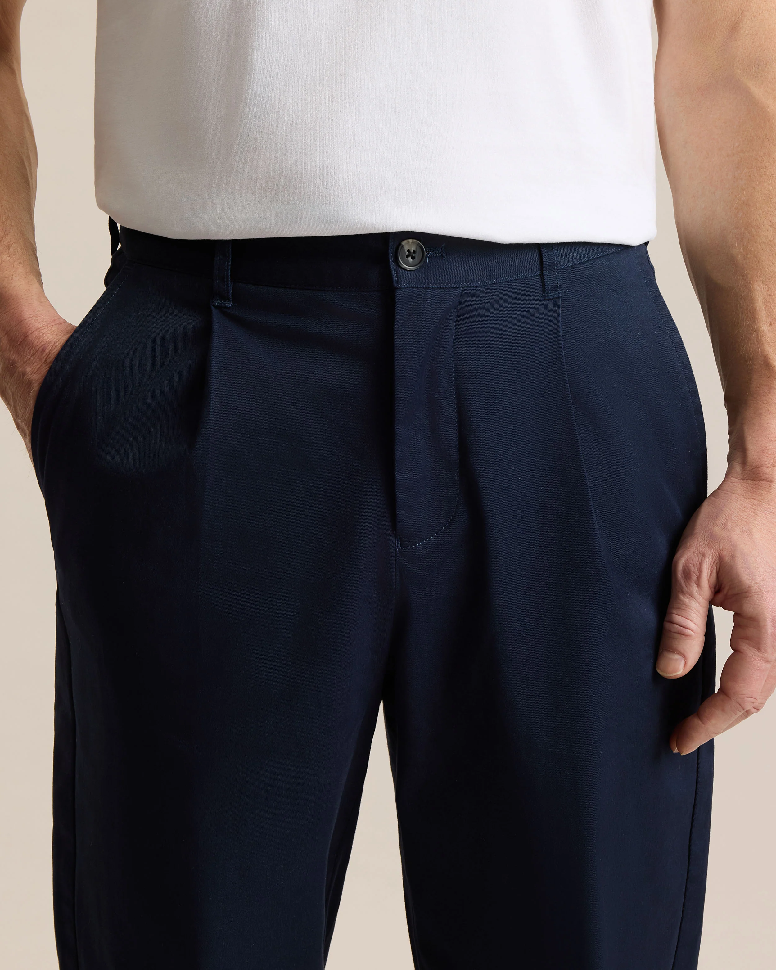 RELAXED PLEATED CHINO PANT - Image 3